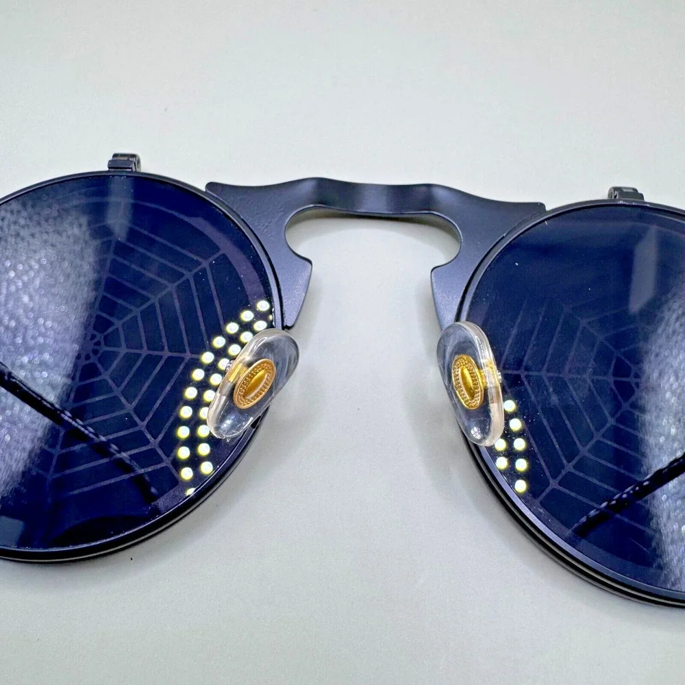 Music Festival Fashion Sunglasses Round Lenses Steampunk Flip-Up Unisex - Web